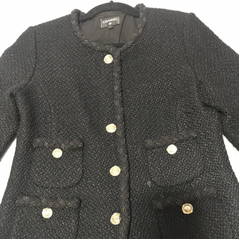 Chanel classic tweed blazer jacket
